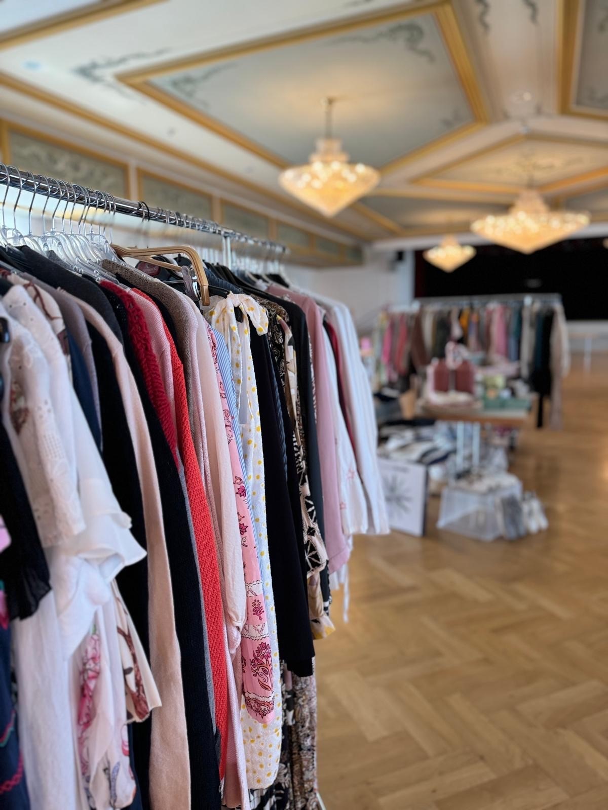 2025-04-06_pressebild_c-organisationsteam_fashionflohmarkt.jpg