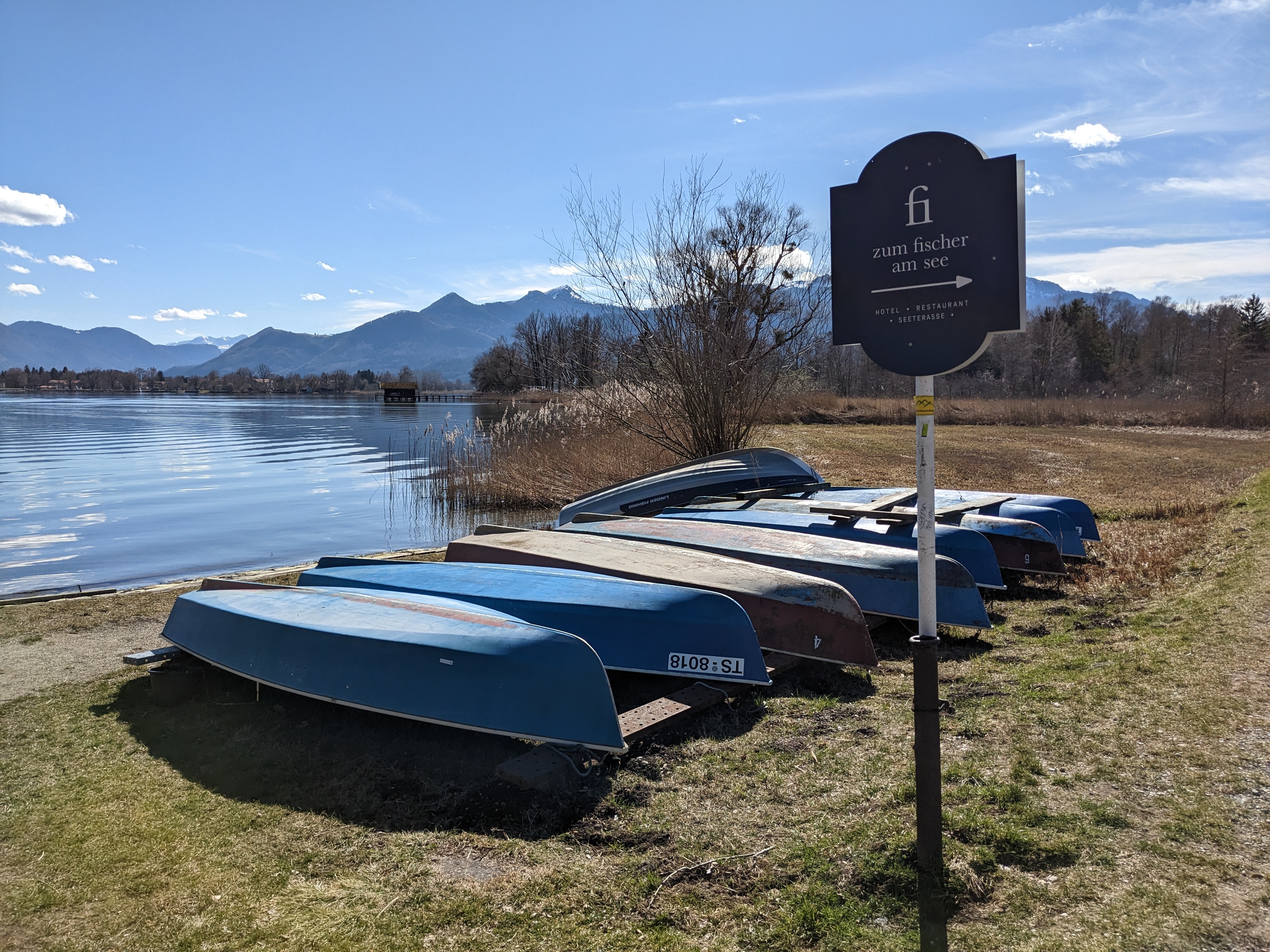 Sportboothafen beim Fischer am See