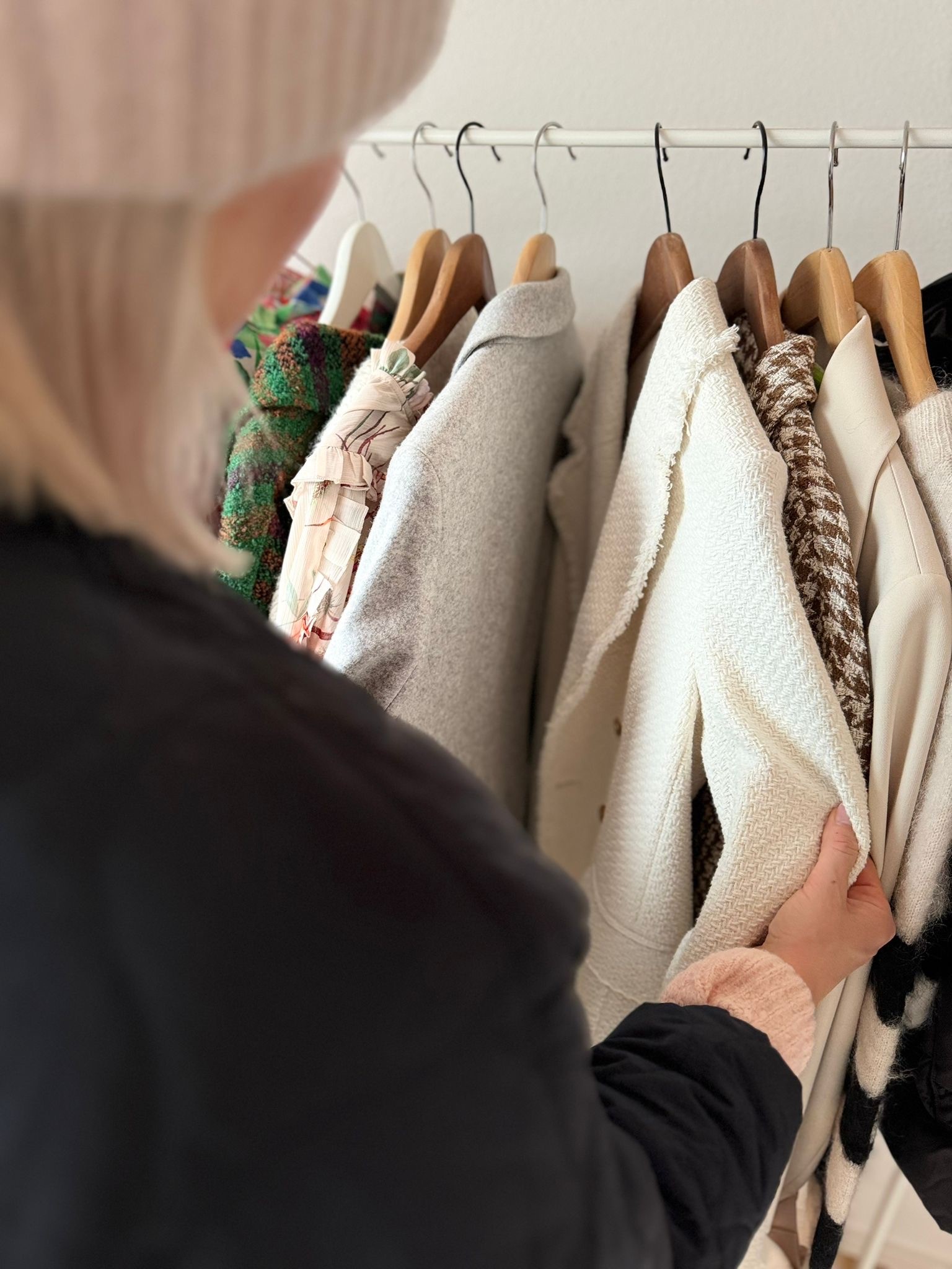 Eintauchen in die Welt der Mode und Accessoires beim abendlichen „Fashionflohmarkt“ in Prien am Chiemsee. 