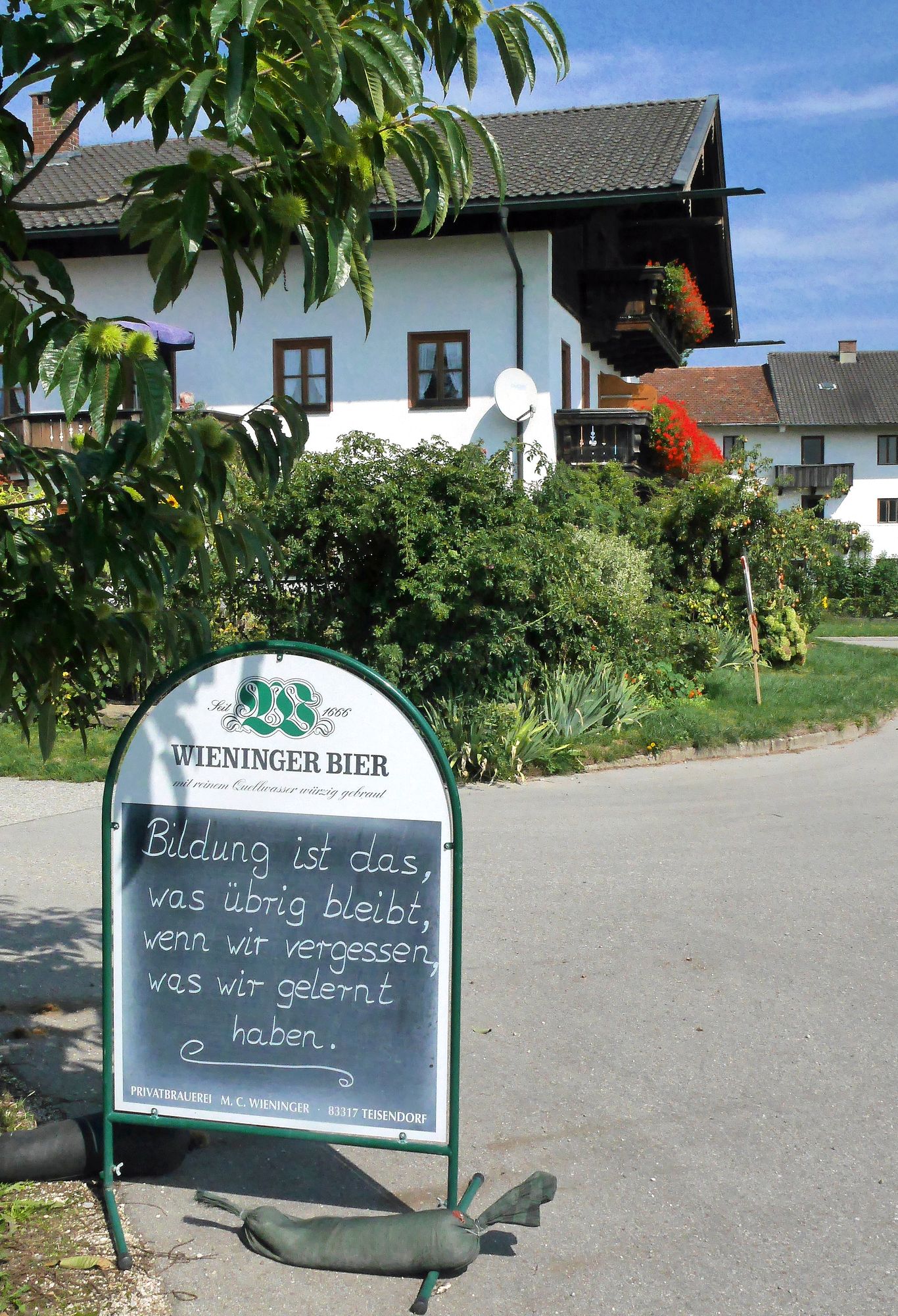 weiser Spruch beim Utzhof
