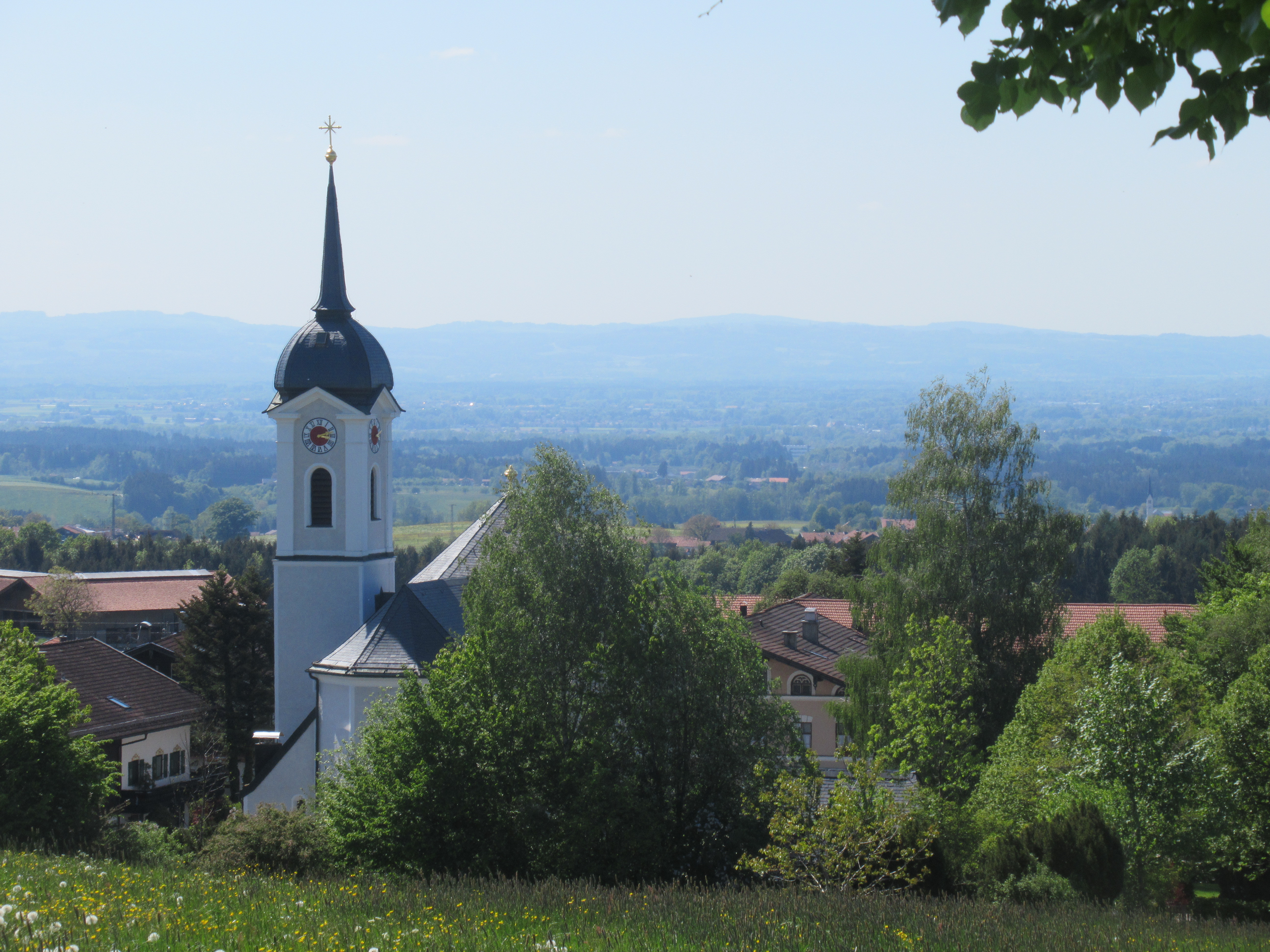 die Kirche in Söllhuben